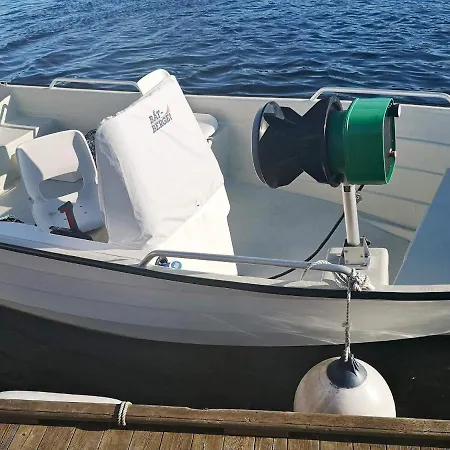 Seaside Fisherman S Haven-by Traum