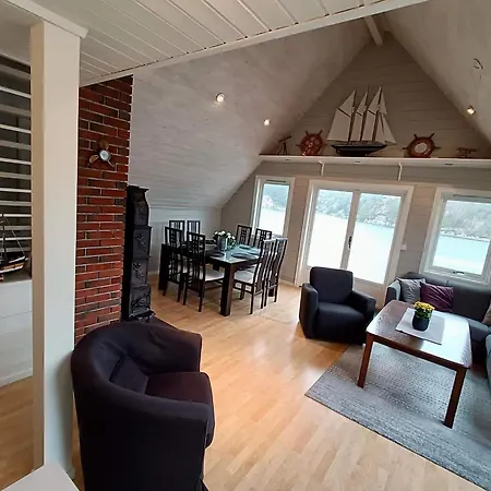 Holiday home 6 Person In Urangsvag *