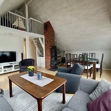 Seaside Fisherman S Haven-by Traum