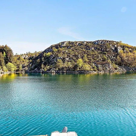 Seaside Fisherman S Haven-by Traum