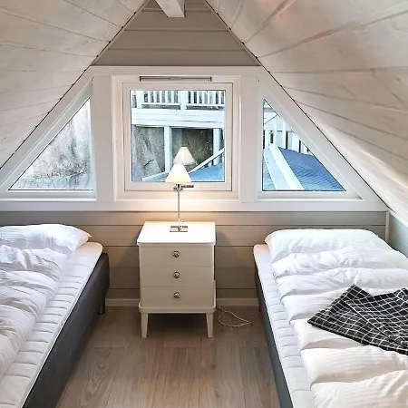 Seaside Fisherman S Haven-by Traum Feriehus