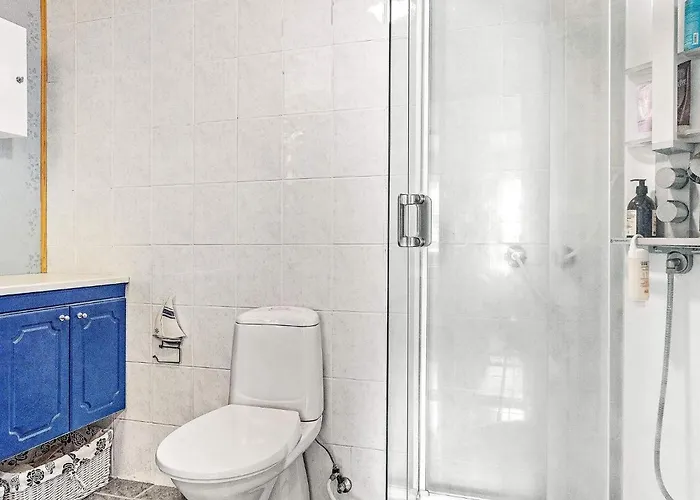 Seaside Fisherman S Haven-by Traum *