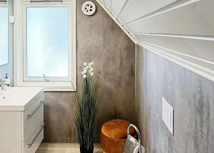 Seaside Fisherman S Haven-by Traum *