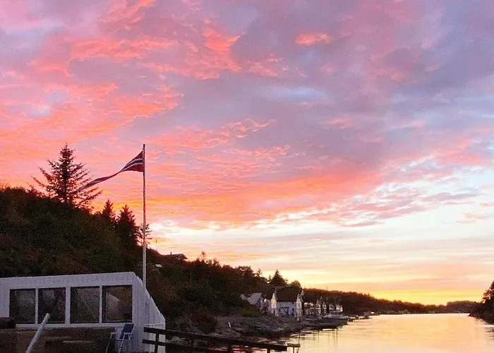 Seaside Fisherman S Haven-by Traum Steinsbo